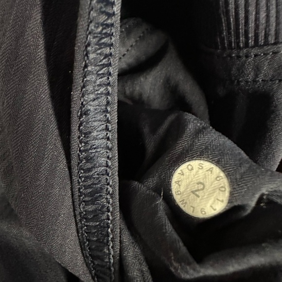 LULULEMON Dance Studio Crop II Unlined 20" True Navy size 2 - Picture 7 of 10